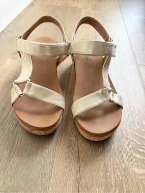 Corkys "Don't Tempt Me" Strappy Wedge Sandals Gold Size 10